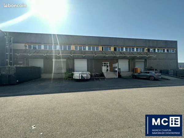 ENTREPOT - LOGISTIQUE 2425 m² STRASBOURG