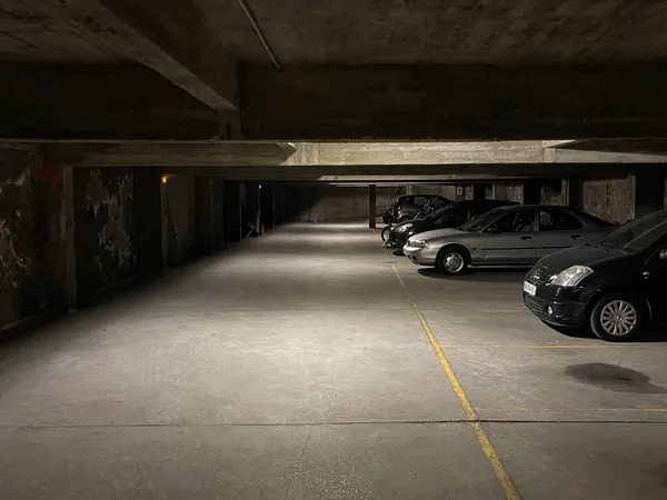 Loue place de parking - Paris 18ème (Simplon / Jules Joffrin)