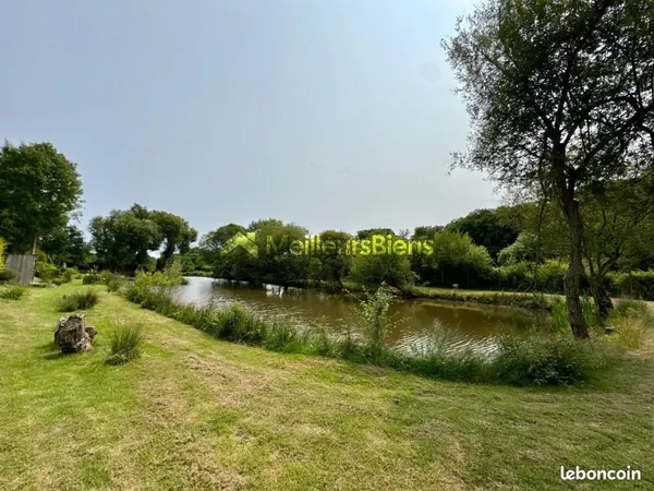 Terrain 4 100 m² Saint Berthevin
