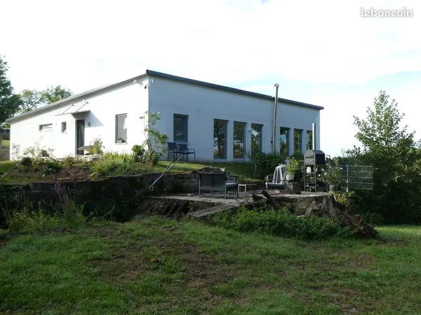 Bungalow confortable - situation unique au bord du Petersbach- Liberté sur 53.000m²
