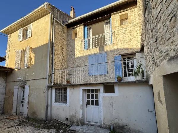 Maison 7 pièces 250 m²