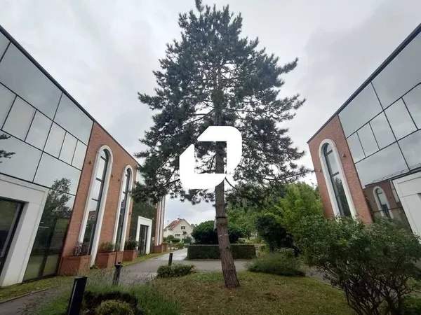 Bureaux 1521 m²