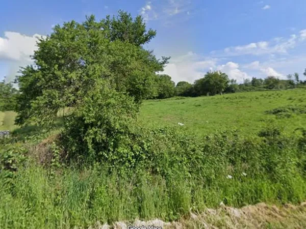Terrain 1669 m²