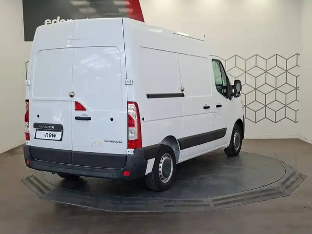 Renault Master fgn trac f3300 l1h2 dci 135 — photo 5