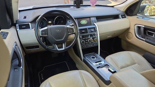 Land Rover Discovery Sport 2.0 TD4 180 4WD BVA8 - HSE – 2015 – 146276 km – Diesel – Boîte Automatique — photo 18