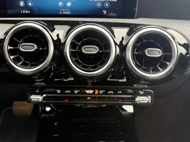 Mercedes Classe A 200 d business line — photo 11