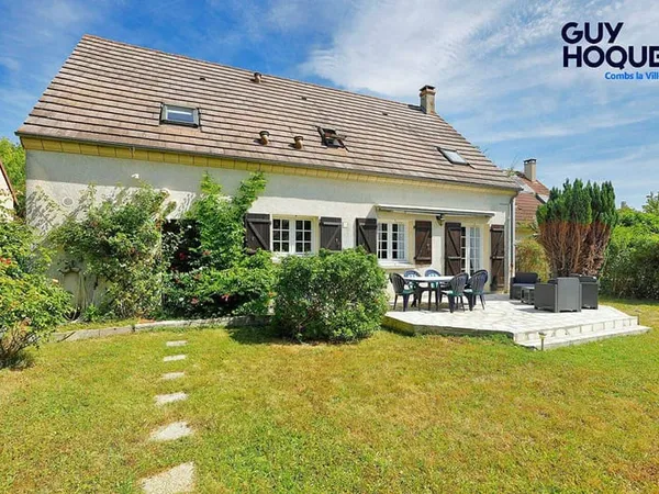 Maison 7 pièces 138 m²