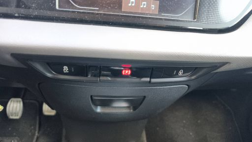 Citroen C4 Picasso 1.2 PureTech 130 - Feel – 2016 – 107119 km – Essence – Boîte Manuelle — photo 13