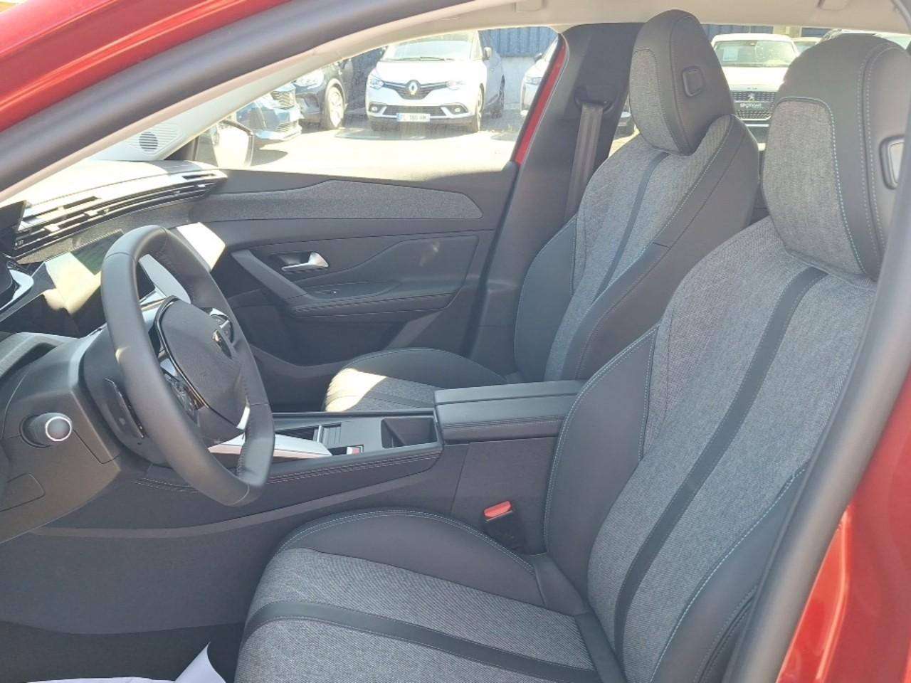 Peugeot 408 phev 180 e-eat8 allure — photo 9