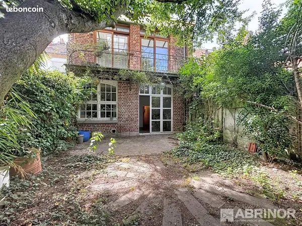 Maison 8 pièces 194 m²