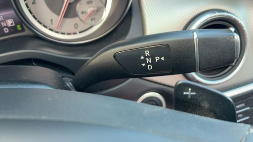 Mercedes Classe CLA 2.1 200 CDI 136 - Sensation – 2015 – 165603 km – Diesel – Boîte Automatique — photo 11