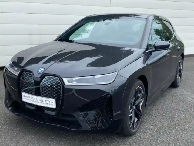 Bmw Ix xdrive50 523ch — photo 1