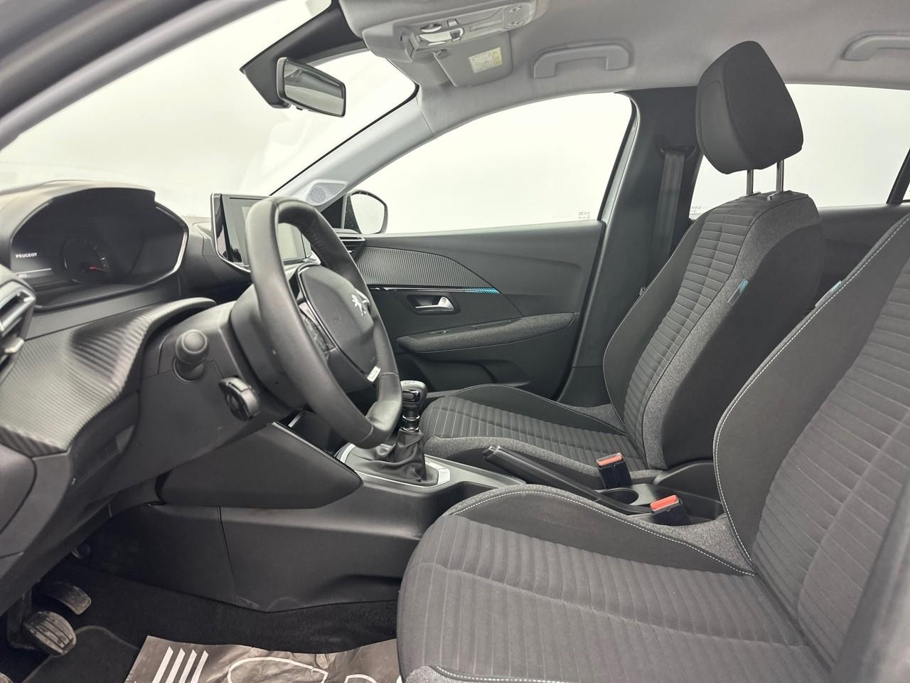 Peugeot 208 puretech 100 s&s bvm6 style — photo 9