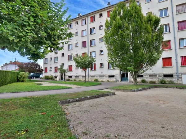 APPARTEMENT DE TYPE 3 A TROYES A VENDRE