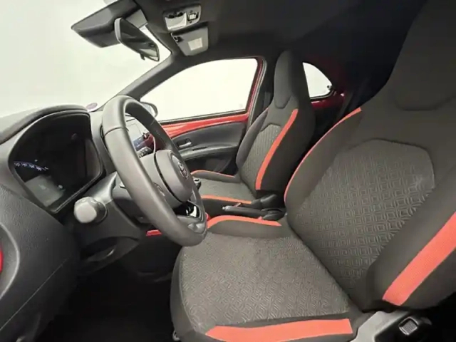 Toyota Aygo 1.0 vvt-i 72 design — photo 18