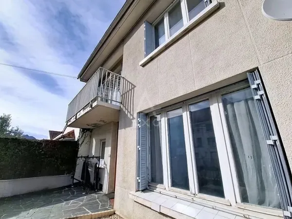 Maison mitoyenne 6 pièces 126 m²