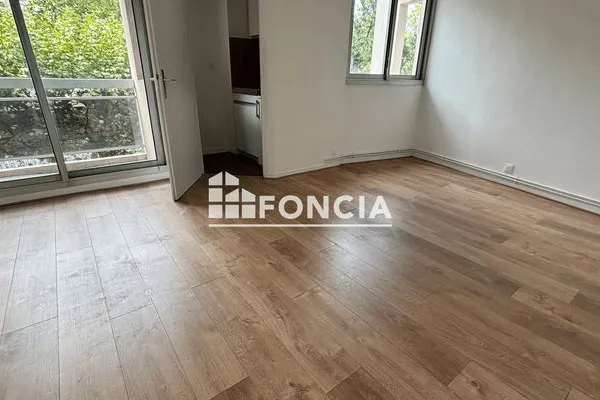 Studio 1 pièce 25 m²