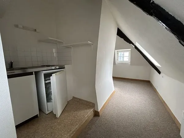 Local 1 pièce 12 m²