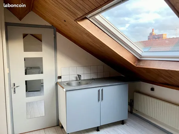 Studio à proximité du métro Caulier