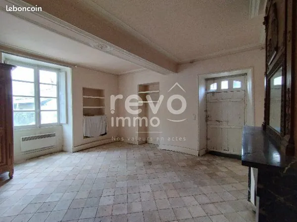 Maison 9 pièces 270 m²