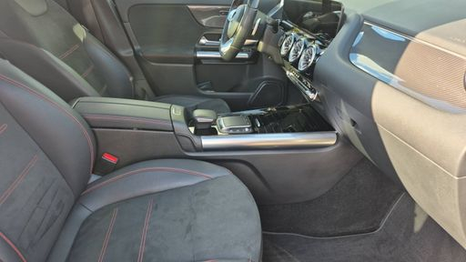Mercedes Classe GLA 200 d 150 8G-DCT - AMG Line – 2023 – 63529 km – Diesel – Boîte Automatique — photo 54