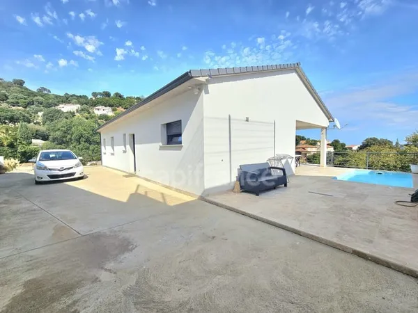 Maison 5 pièces, 120 m² habitables avec vue me, Piscine et grand garage/atelier de 136 m2 à FOLELLI 