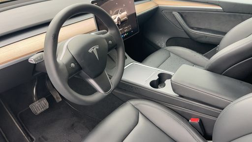 Tesla Model Y 295 - Rwd – 2023 – 42151 km – Électrique – Boîte Automatique — photo 14