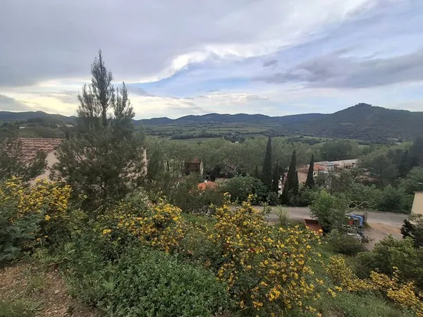 TERRAIN CONSTRUCTIBLE VILLENEUVE LES CORBIERES