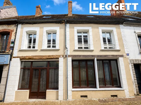Maison de village de caractère avec cour, remise et jardin séparé à Longny-les-Villages