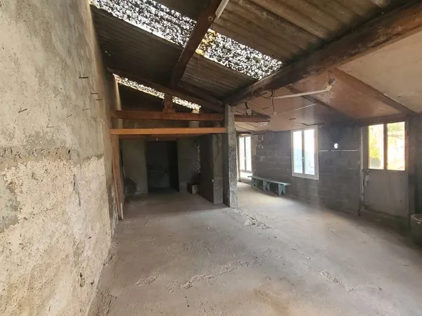 Dépôt/ stockage/ idéal artisan