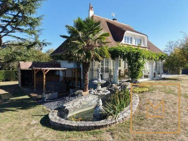 Maison 8 pièces 215 m²