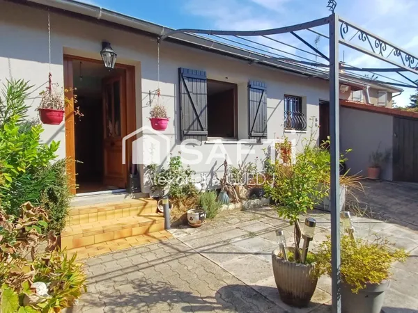 MAISON INDIVIDUELLE DE PLAIN PIED DE 100M²