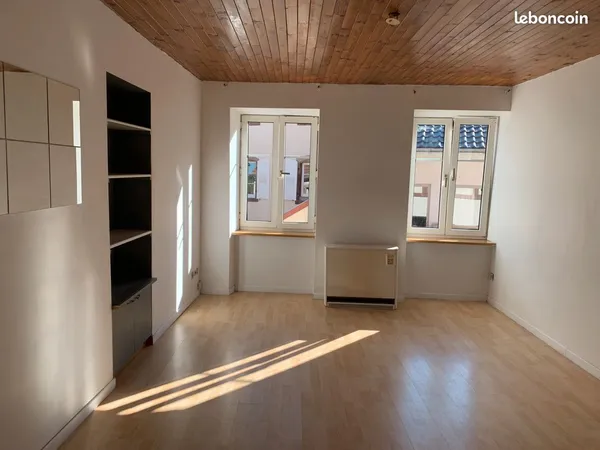 3 pieces dans l'enceinte du chateau de la Petite Pierre