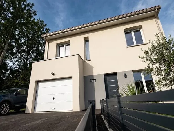 MAISON 98M2 - 4 CHAMBRES - GARAGE