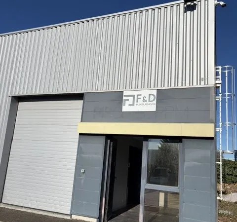 Local 80 m² Tresses