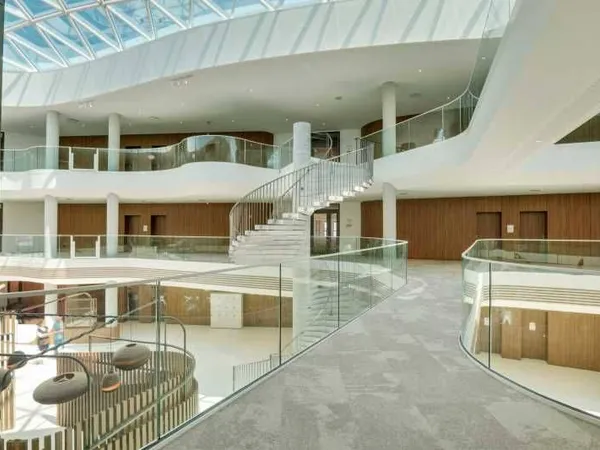 Bureaux 9157 m²