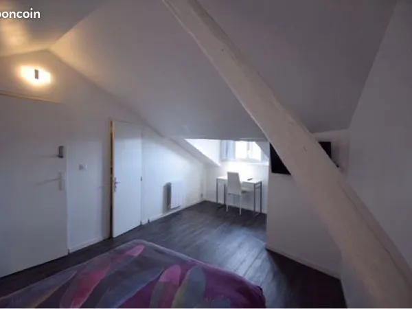 Chambre avec salle de bain privée*Centre ville