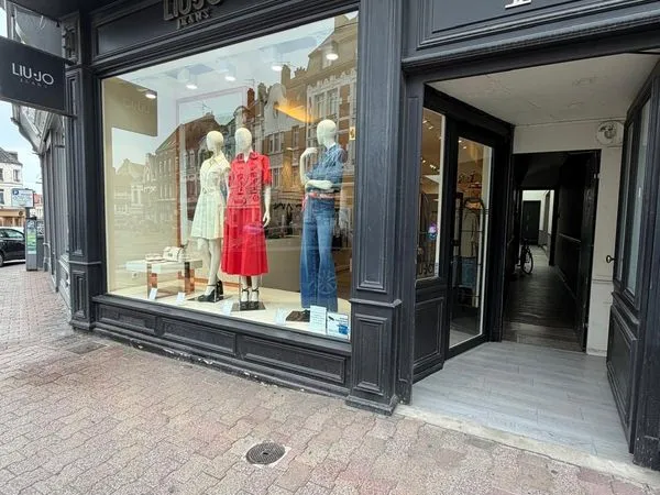 Boutique 140 m² Cambrai