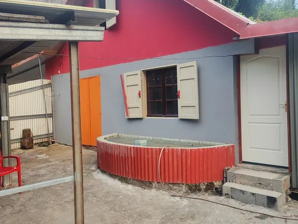 Location f4