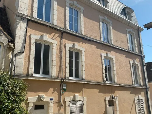 Immeuble de rapport - 3 appartements + local commercial