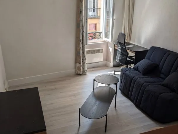 Studio à louer rue d'Auxonne dijon 450e/mois
