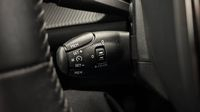 Peugeot 2008 1.2 PureTech 100ch S&S Style — photo 28