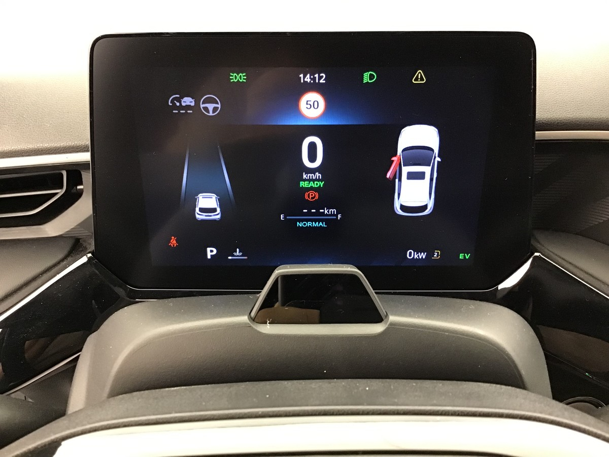 MG MG3 — photo 13