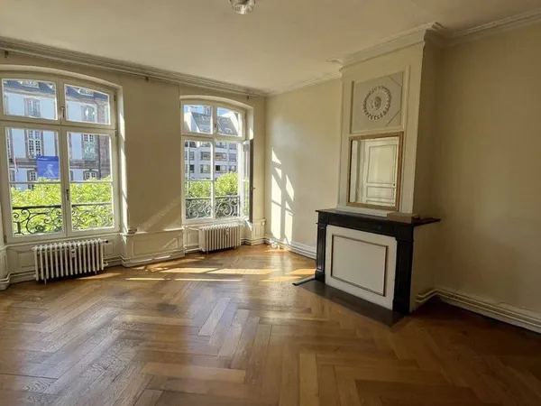 Bureaux 66 m²