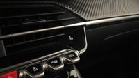 Peugeot 2008 1.2 PureTech 130ch S&S Allure Pack EAT8 — photo 27