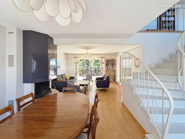 Maison 7 pièces 160 m²