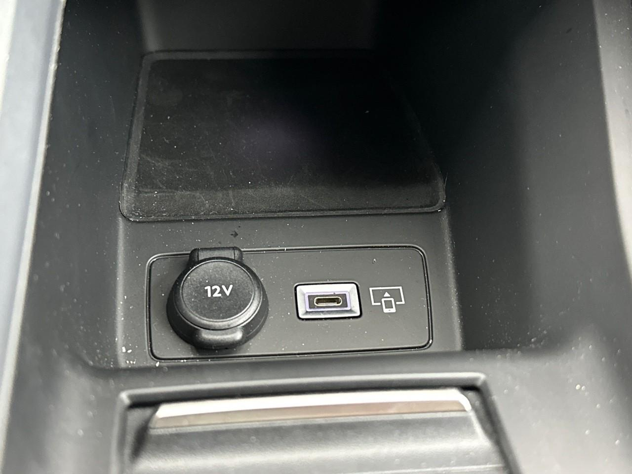 Peugeot 308 phev 180 e-eat8 allure pack — photo 31