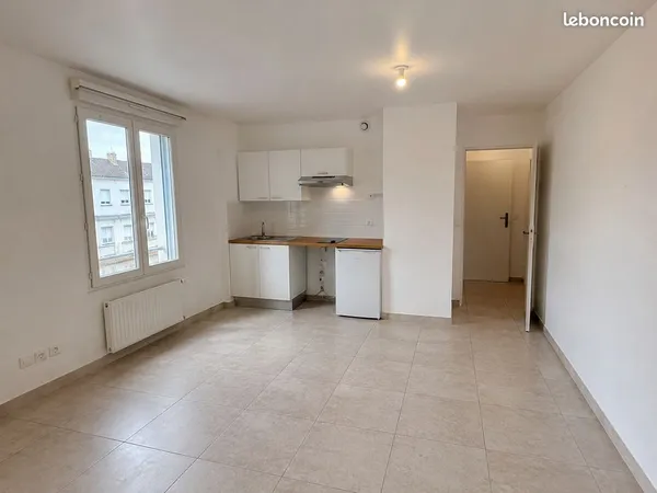 Studio rénové avec parking - Toulouse Bonnefoy