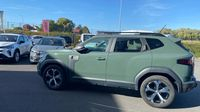 Dacia Duster 1.6 hybrid 140ch Journey — photo 8