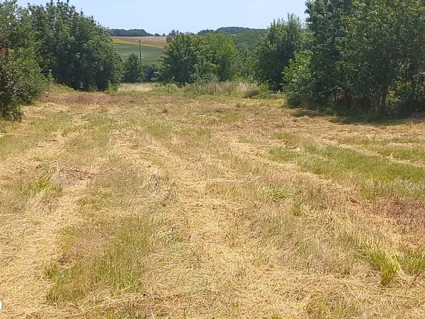 Lot de deux terrains constructibles l'étude de sol fait G1+ G2